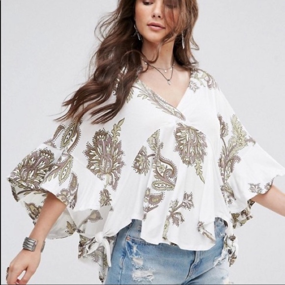 SOLD🥰Free people Maui Wowie Palm print shirt - Picture 2 of 5